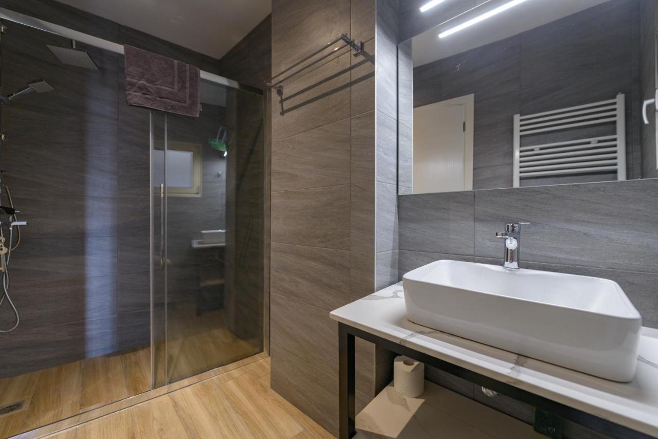 Theotokopoulos Park Renovated Apartment Heraklion  Bagian luar foto
