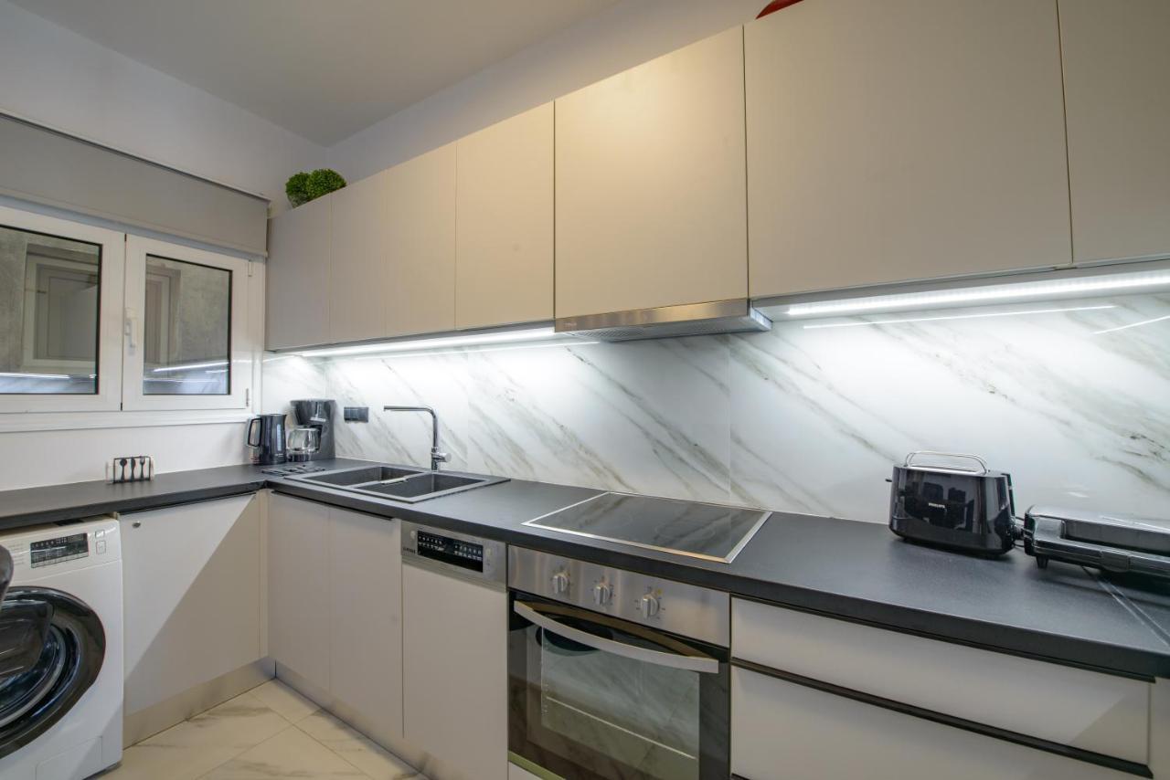 Theotokopoulos Park Renovated Apartment Heraklion  Bagian luar foto